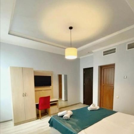 Hotel My Rose Batumi Luaran gambar