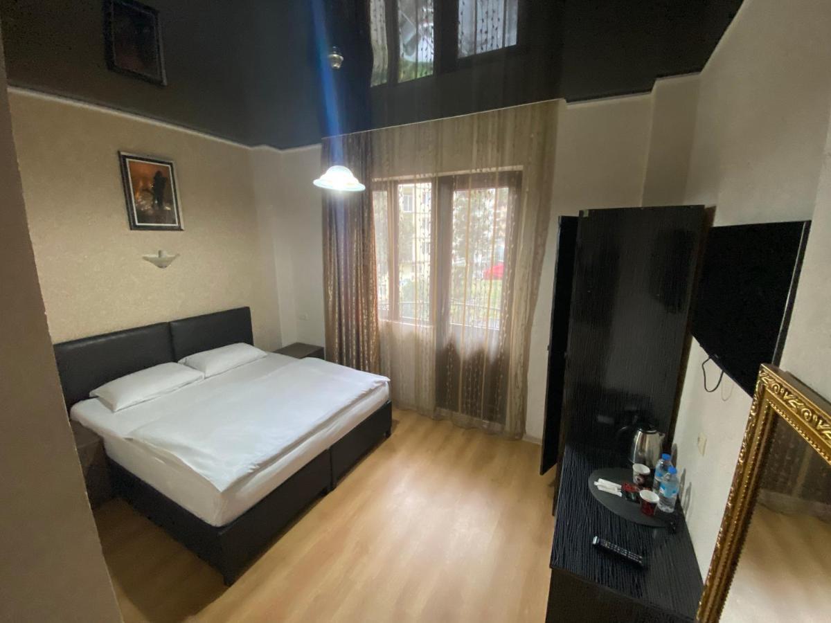 Hotel My Rose Batumi Luaran gambar